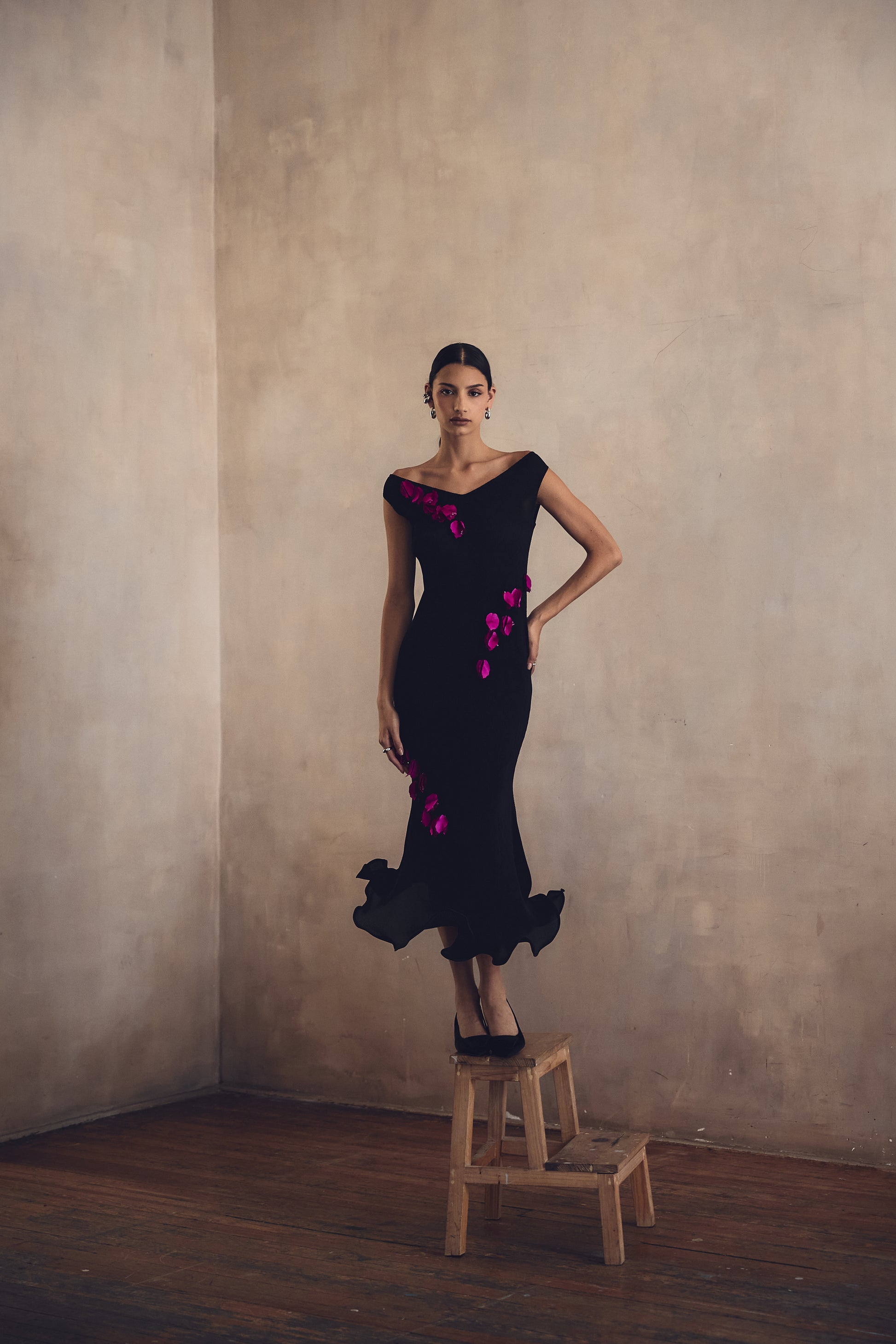 Vestido Estructural · Bugambilia Appliqué en Charmeuse