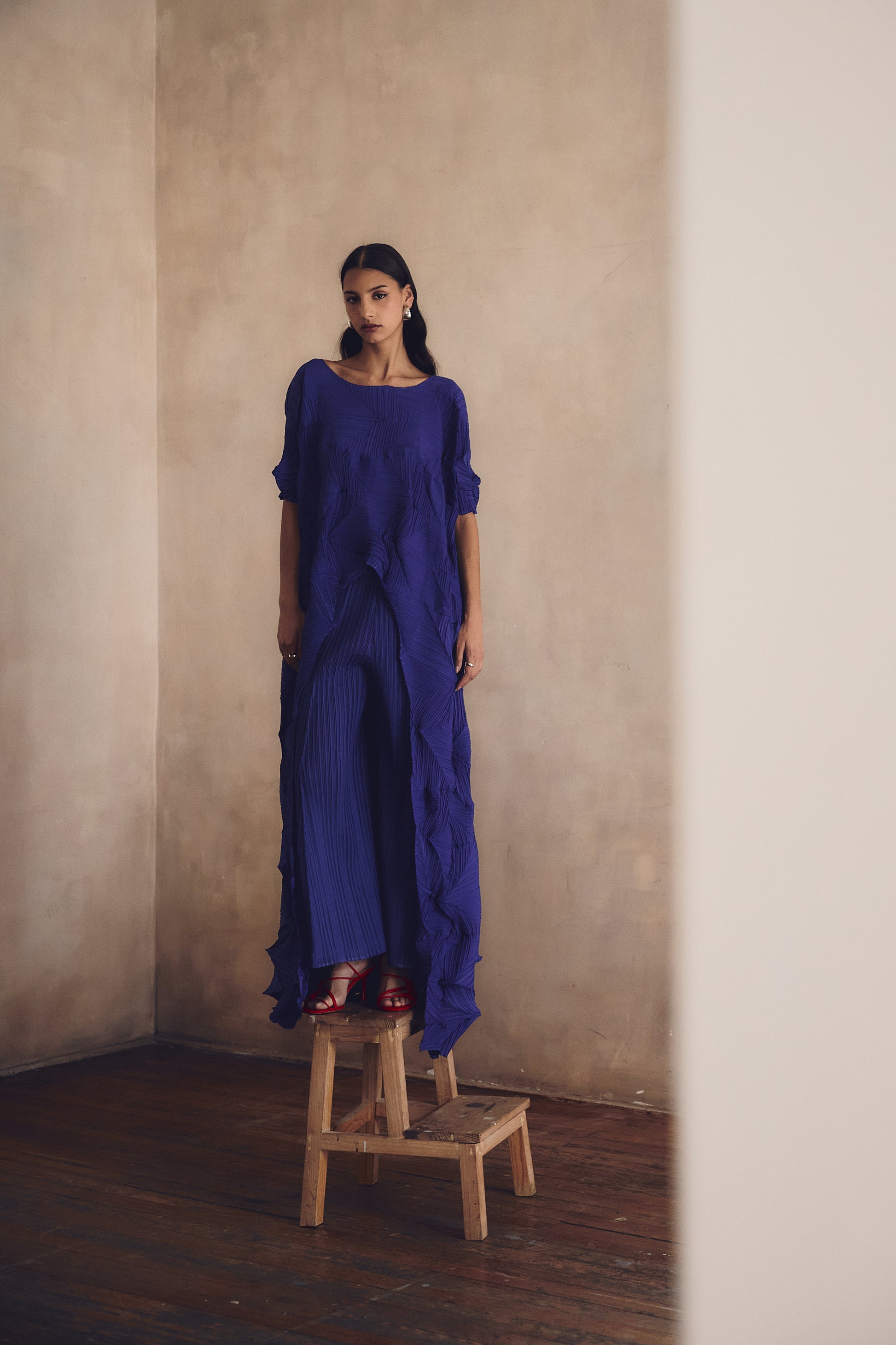 CASCADA – Blusa Capa  Escultural Origami