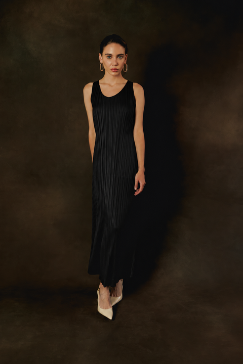 Basic Pleated Dress